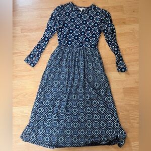 Fat face Fia indigo navy blue geometric batik long sleeve crewneck midi 4